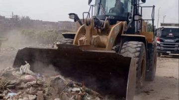 وحدة التدخل السريع ترفع 1050طن قمامة ومخلفات مبانى وردش من مدينة القنايات وحدة التدخل السريع ترفع 1050طن قمامة ومخلفات مبانى وردش من مدينة القنايات