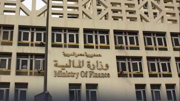 بشرى للموظفين.. 1100 جنيه زيادة شهرية لأقل درجة في الجهاز الإداري