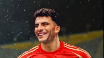 أول تعليق من أحمد سيد زيزو عقب إعلان انتقاله رسميا إلى الأهلي أول تعليق من أحمد سيد زيزو عقب إعلان انتقاله رسميا إلى الأهلي