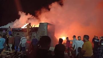 الحماية المدنية تسيطر على حريق اشتعل بعقار فى البراجيل بالجيزة