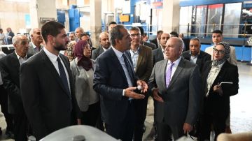 وزير الصناعة: تطبيق حلول جذرية لكافة المشكلات والتحديات المتعلقة بالترفيق بمنطقة أبو رواش الصناعية