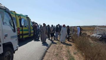 مصري وليبيان.. مصرع 3 وإصابة 3 في تصادم مروع على طريق السلوم الدولي 