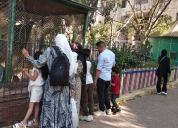 حديقة حيوان الزقازيق تستقبل 2000 زائر في ثالث أيام عيد الأضحى (صور) حديقة حيوان الزقازيق تستقبل 2000 زائر في ثالث أيام عيد الأضحى (صور)