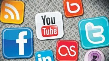 الداخلية تكشف حقيقة فيديو تهديد أحد صناع المحتوى بسبب خلافات مالية الداخلية تكشف حقيقة فيديو تهديد أحد صناع المحتوى بسبب خلافات مالية