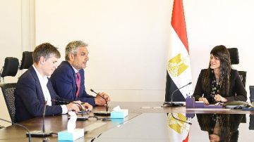 وزيرة التخطيط: حصر جميع الرسوم المحصلة من المستثمرين لتوحيدها في وعاء واحد