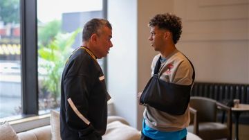 إمام عاشور يوجه رسالة إلى الخطيب.. ماذا جاء فيها؟ إمام عاشور يوجه رسالة إلى الخطيب.. ماذا جاء فيها؟