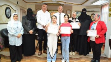 تعليم بورسعيد تكرم طلاب وموجهي الاقتصاد المنزلي المتفوقين