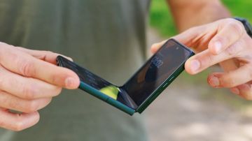 قائمة بأبرز هواتف موتورولا التي ستحصل على تحديث أندرويد 16