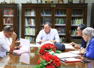 نجم الأهلي السابق يعتذر لـ بيبو على الهواء: أنا حزين نجم الأهلي السابق يعتذر لـ بيبو على الهواء: أنا حزين