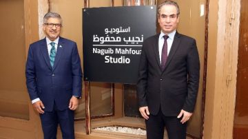 المسلماني يبحث مع سفير باكستان ترجمة مسلسلات مصرية للغة الأردية