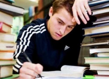 لطلاب الثانوية العامة.. 10 نصائح فعالة لاسترجاع المعلومات بسهولة أثناء الامتحانات