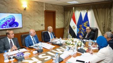 وزير قطاع الأعمال: تسريع تنفيذ مشروعات الفنادق وتحديث تجربة الزائر بتقنيات تفاعلية حديثة