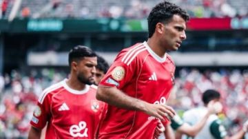 إعلامي: الأهلي يمر بمرحلة انتقالية.. وهذه أسباب الخروج من كأس العالم للأندية إعلامي: الأهلي يمر بمرحلة انتقالية.. وهذه أسباب الخروج من كأس العالم للأندية