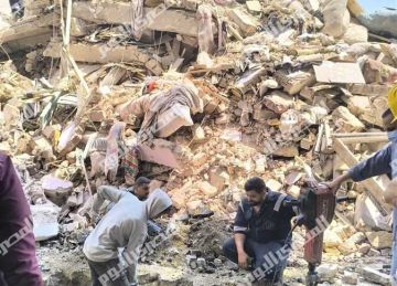 وفاة أحد المصابين جراء انهيار عقار حدائق القبة