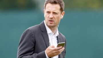 رسميا.. الأهلي السعودي يعلن رحيل مديره الرياضي لي كونجرتون