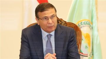 وزير الزراعة: حزمة تأمينية لحماية المزارعين من الخسائر الناتجة عن الكوارث الطبيعية والآفات وزير الزراعة: حزمة تأمينية لحماية المزارعين من الخسائر الناتجة عن الكوارث الطبيعية والآفات