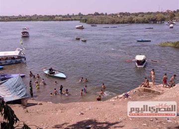 أهالي المنوفية يحتفلون برابع أيام العيد في المتنزهات.. وسط تواجد فرق النظافة والأمن أهالي المنوفية يحتفلون برابع أيام العيد في المتنزهات.. وسط تواجد فرق النظافة والأمن