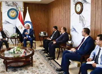  البترول تبحث التعاون مع السويدي إليكتريك في الطاقة والتعدين 