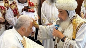 سيامة دياكون جديد بإيبارشية المعادي على يد الأنبا دانيال صور