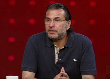 غريب وبسبب صفقة زيزو .. عبدالجليل يهاجم نجم الأهلي بعد تصرفه في المونديال غريب وبسبب صفقة زيزو .. عبدالجليل يهاجم نجم الأهلي بعد تصرفه في المونديال