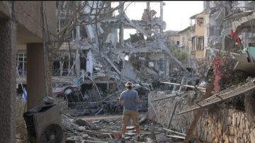 الاحتلال يقصف 11 هدفا بإيران بينها منشآت نووية ومحطات كهرباء