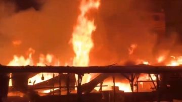 دون خسائر بشرية .. اندلاع حريق في 3 منازل بقرية أبومناع بقنا