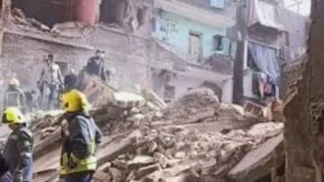 عشرات الآلاف من العقارات مهددة بالانهيار مطالب بالتدخل لإنقاذ الأرواح.. وخطة لإنقاذ آلاف الأسر المصرية