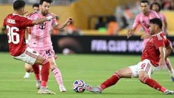 إسلام صادق: الأهلي يقترب من وداع كأس العالم للأندية مع بورتو إسلام صادق: الأهلي يقترب من وداع كأس العالم للأندية مع بورتو