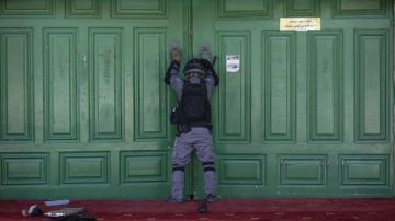 الاحتلال الإسرائيلي يغلق أبواب المسجد الأقصى.. وفرض إغلاق شامل على الضفة