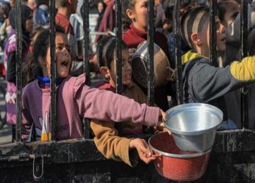 رئيس أساقفة الروم: غزة عاشت 600 ليلة دامية والطحين أضحى مجبولا بالدماء رئيس أساقفة الروم: غزة عاشت 600 ليلة دامية والطحين أضحى مجبولا بالدماء