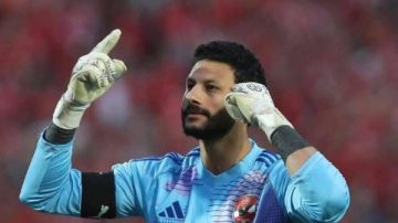 سواريز : محمد الشناوي كان أفضل لاعب في المباراة و كان عقبة أمامنا لتسجيل الأهداف سواريز : محمد الشناوي كان أفضل لاعب في المباراة و كان عقبة أمامنا لتسجيل الأهداف