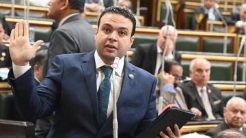 عبدالمنعم إمام يرفض مشروع قانون التعليم: يمنح الوزير صلاحيات دون الرجوع لأحد