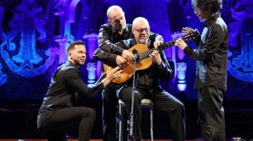  ثلاثي جيتار برشلونة يبعث رسالة سلام للعالم من قلب القاهرة