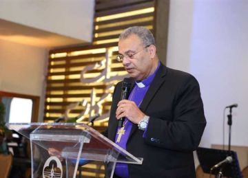 رئيس الطائفة الإنجيلية: استهداف بيوت الله جريمة إنسانية وأخلاقية