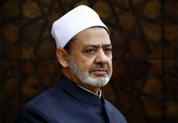 شيخ الأزهر يغرد بالفارسية لأول مرة.. ويدين العدوان الصهيوني على إيران شيخ الأزهر يغرد بالفارسية لأول مرة.. ويدين العدوان الصهيوني على إيران