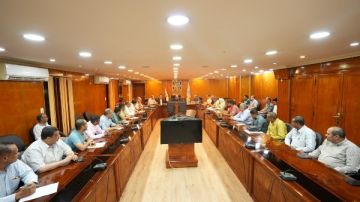 محافظ أسيوط: رصد وإزالة التعديات ومخالفات البناء خلال عيد الأضحى