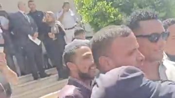 مكنش معاه بطاقة ساب الرخصة.. كواليس حضور محمد رمضان أمام محكمة الطفل صور مكنش معاه بطاقة ساب الرخصة.. كواليس حضور محمد رمضان أمام محكمة الطفل صور