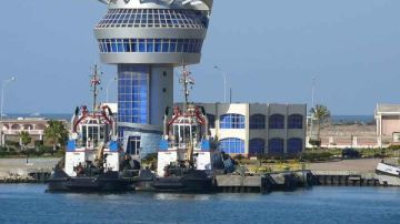 تداول 27 سفينة للحاويات والبضائع العامة بميناء دمياط