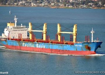 تداول 4 آلاف طن بضائع و228 شاحنة بموانئ البحر الأحمر اليوم