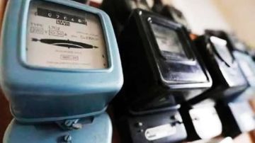 باقي 48 ساعة.. رفع عدادات الكهرباء القديمة رسميا عن هؤلاء المشتركين باقي 48 ساعة.. رفع عدادات الكهرباء القديمة رسميا عن هؤلاء المشتركين