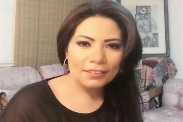 إيمان السيد تكشف عن طريقتها في التعامل مع مشاهد الصواريخ بالسماء