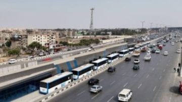 لازم المصريين يحطوا التاتش بتاعهم.. عمرو أديب يعلق على سير الموتوسيكل فى مسار الأتوبيس الترددي لازم المصريين يحطوا التاتش بتاعهم.. عمرو أديب يعلق على سير الموتوسيكل فى مسار الأتوبيس الترددي