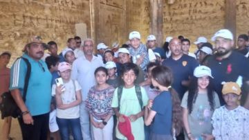 المنيا تستقبل وفد Kids Camp في جولة سياحية بالمناطق الأثرية.. شاهد