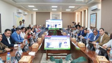 نائب محافظ قنا ضمن وفد لتفقد تجربة التحول الرقمي بالوادى الجديد