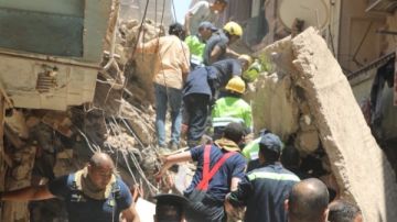 قرار عاجل من محافظ القاهرة بشأن انهيار عقارين بحدائق القبة قرار عاجل من محافظ القاهرة بشأن انهيار عقارين بحدائق القبة