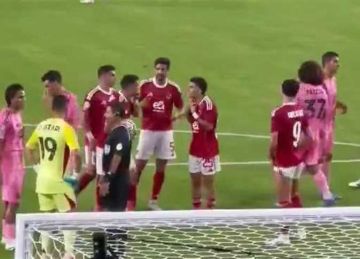  درس للجميع .. تعليق ناري من رئيس تحرير الأهلي على معاقبة تريزيجيه