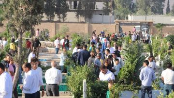 زيارة القبور يوم العيد للرجال والنساء.. حكمها يجهله الكثير