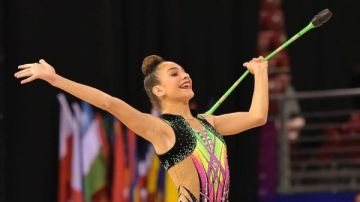 إنجاز تاريخي.. فريدة بهنسي تحصد فضية الصولجان ببطولة العالم لناشئات الجمباز الإيقاعي