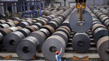 رئيس غرفة القاهرة التجارية يثمن تصديق الرئيس على مشروع تداول خام الحديد رئيس غرفة القاهرة التجارية يثمن تصديق الرئيس على مشروع تداول خام الحديد