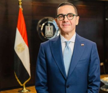 وزير الاستثمار يتوجه لدولة الصين في زيارة هامة تستهدف تعزيز العلاقات الاقتصادية المشتركة بين البلدين وزير الاستثمار يتوجه لدولة الصين في زيارة هامة تستهدف تعزيز العلاقات الاقتصادية المشتركة بين البلدين